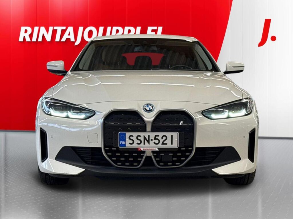 BMW i4 2022 9