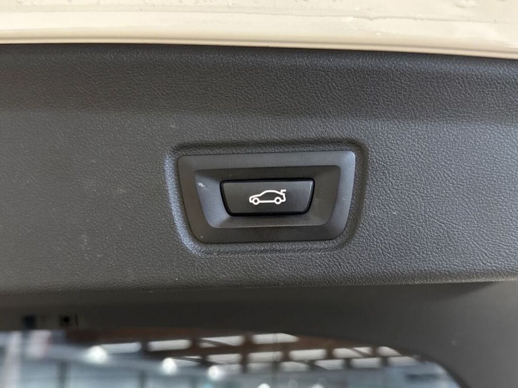 BMW i4 2022 9
