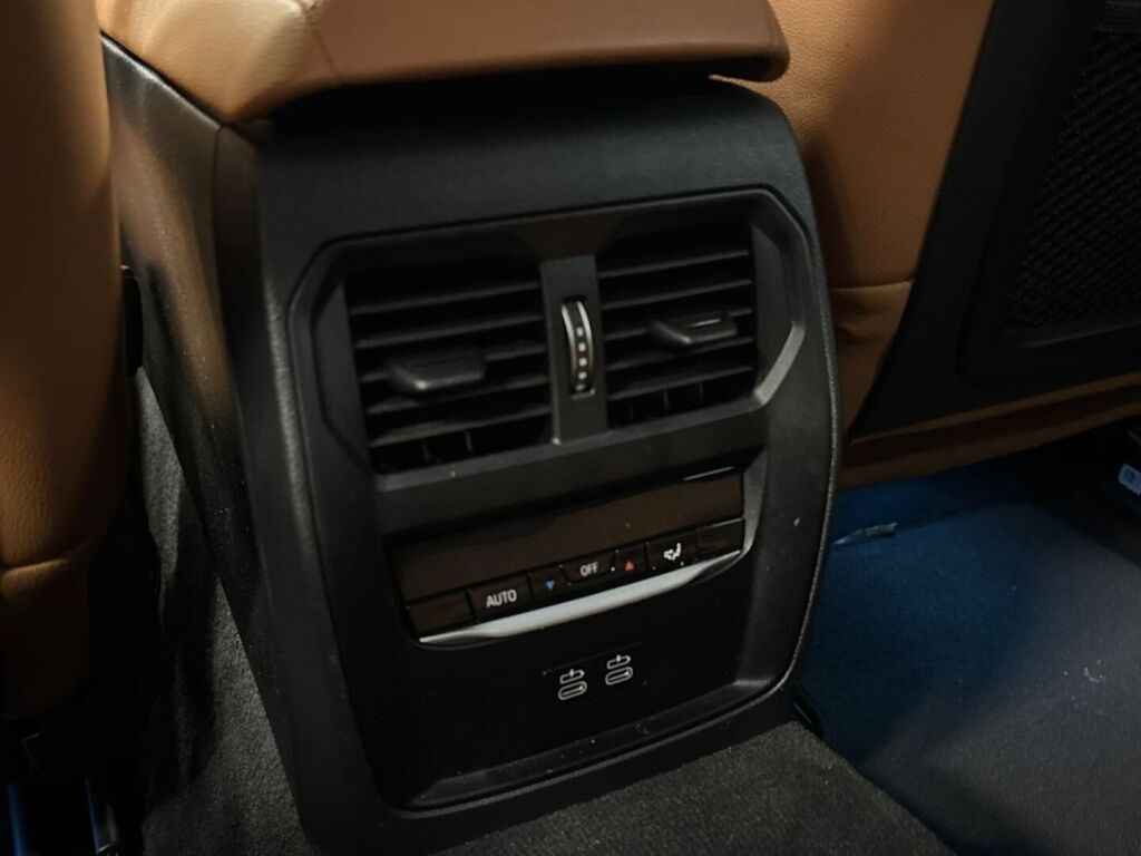 BMW i4 2022 9