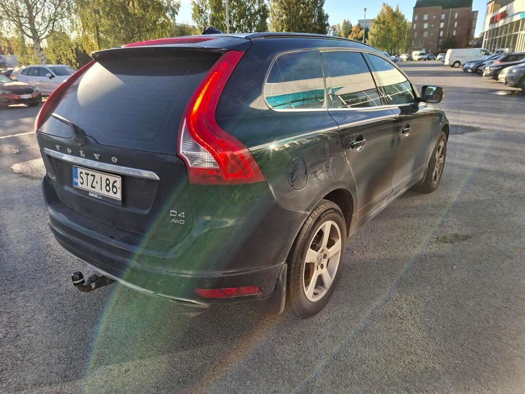 Volvo XC60 2015 Musta