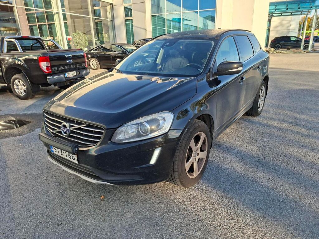 Volvo XC60 2015 Musta
