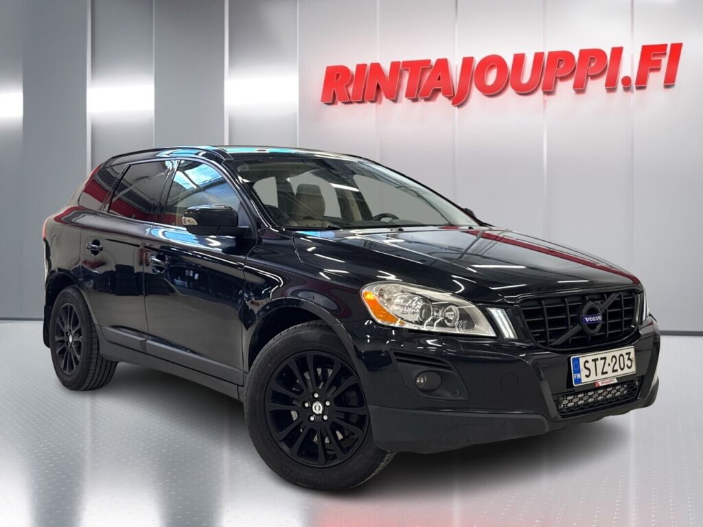 Volvo XC60 2009 Musta