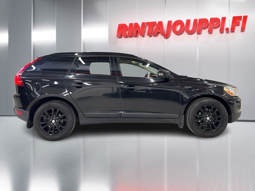 Volvo XC60 2009 Musta