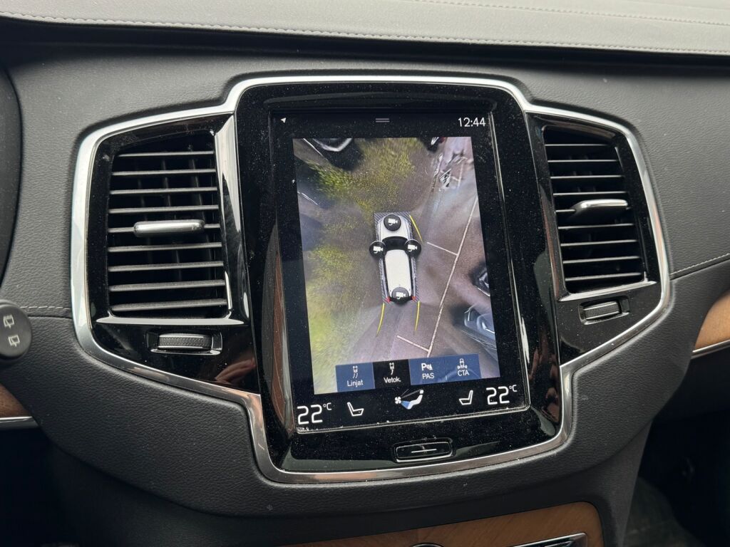 Volvo XC90 2019 Musta