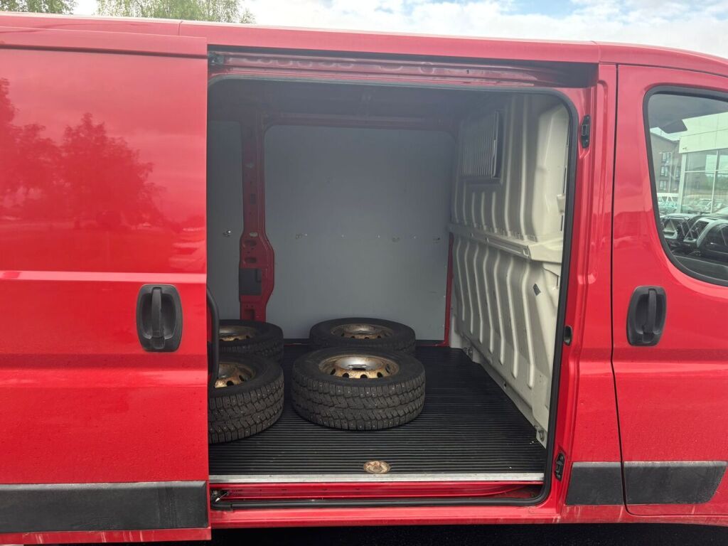 Citroen Jumper 2019 Punainen