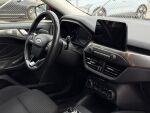 Ford Focus 2019 Punainen