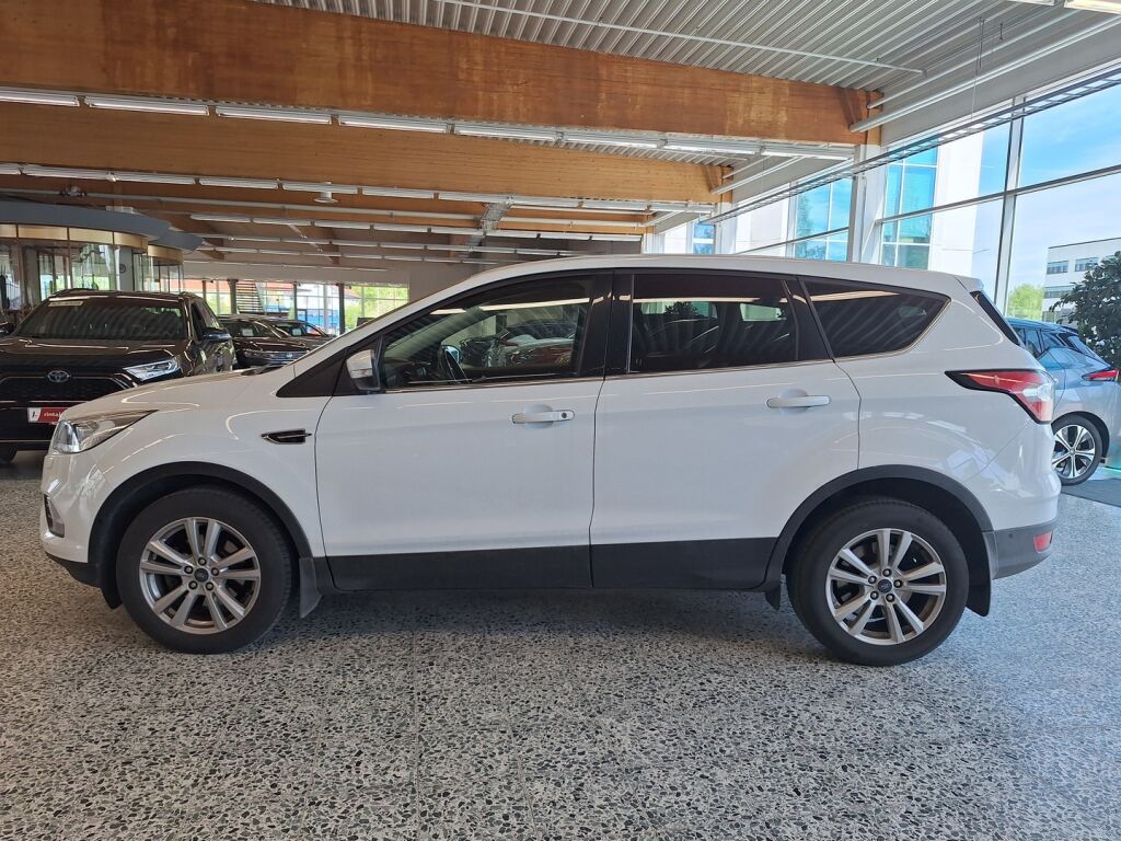 Ford Kuga 2019 Valkoinen
