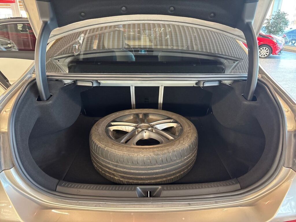 Mercedes-Benz A 2019 Harmaa