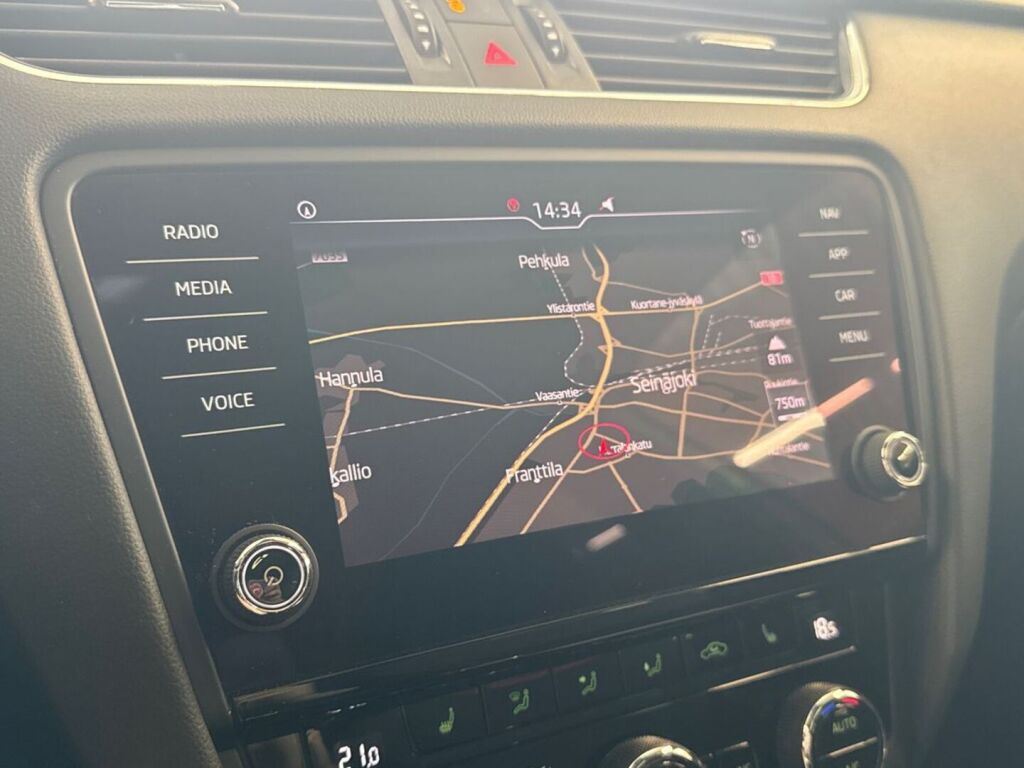 Skoda Octavia 2019 Vihreä