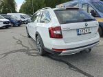Skoda Octavia 2019 Valkoinen