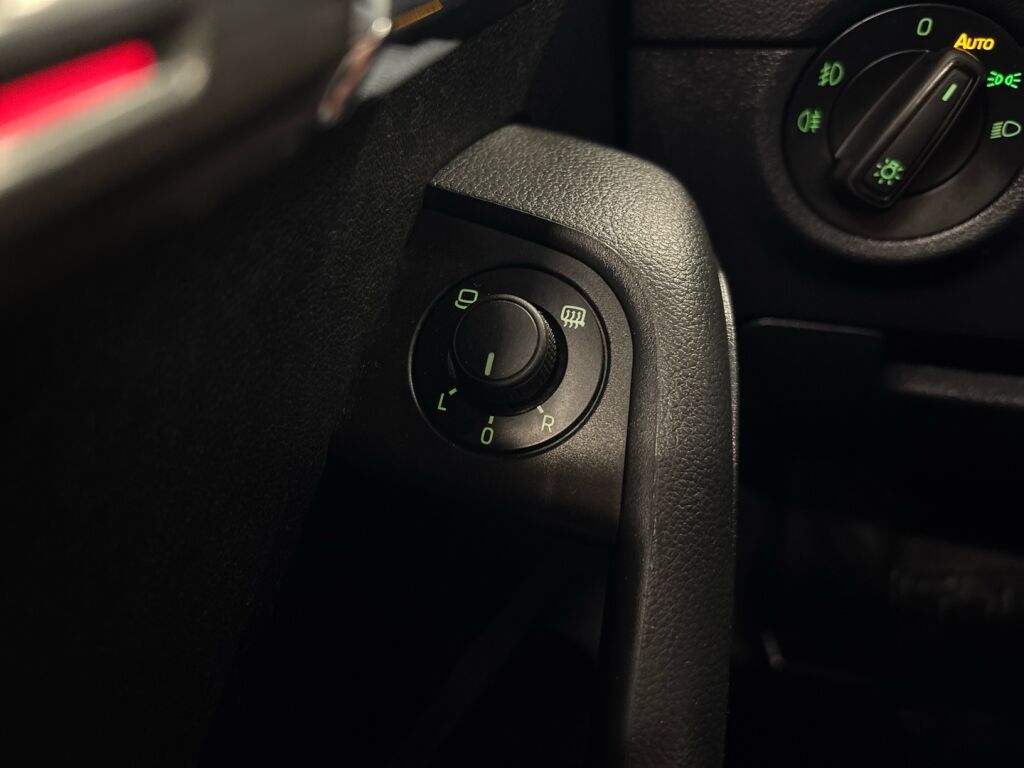 Skoda Octavia 2019 Musta