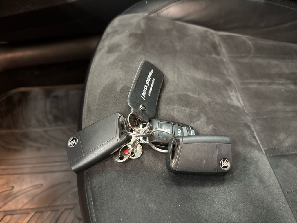 Skoda Octavia 2019 Musta