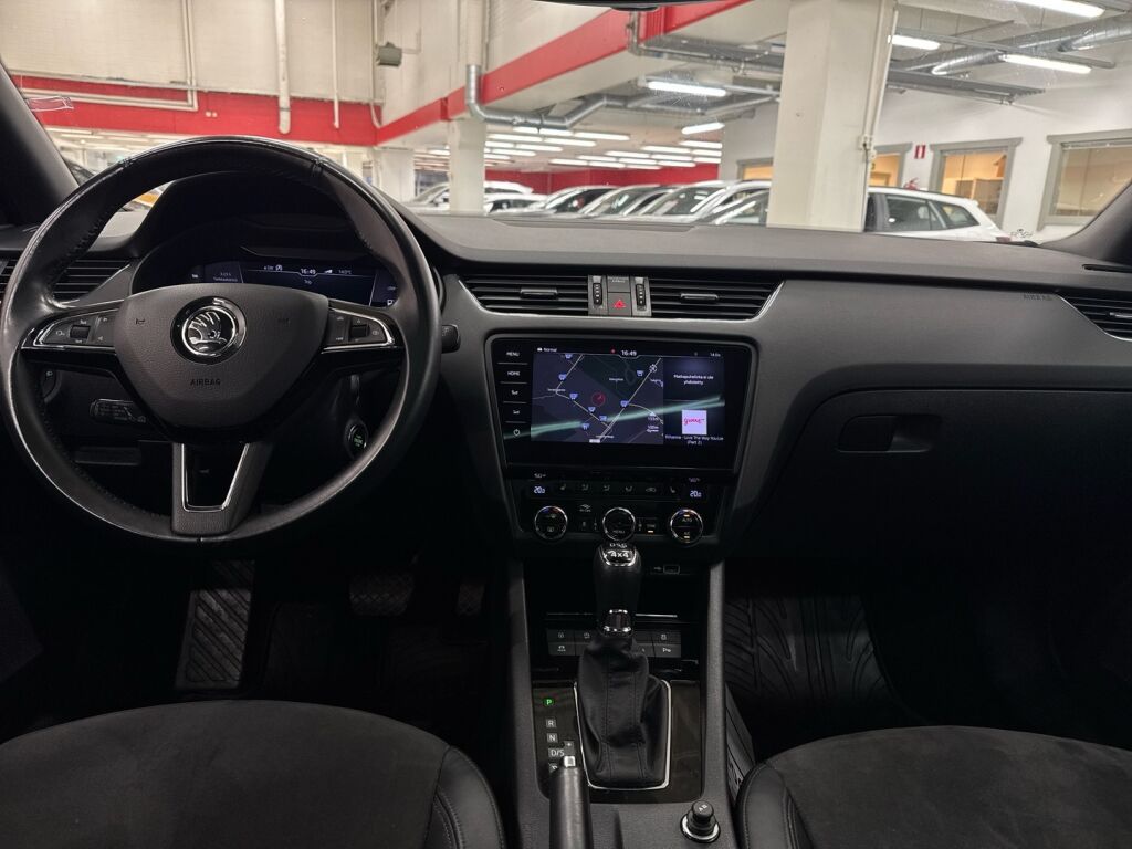 Skoda Octavia 2019 Musta