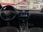 Skoda Octavia 2019 Musta
