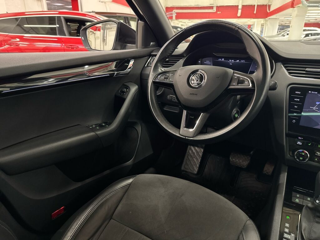 Skoda Octavia 2019 Musta