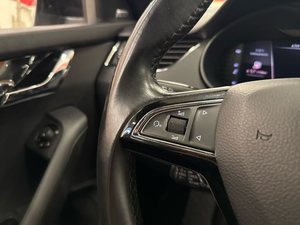 Skoda Octavia 2019 Musta