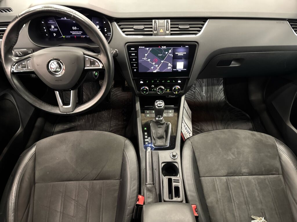 Skoda Octavia 2019 Musta