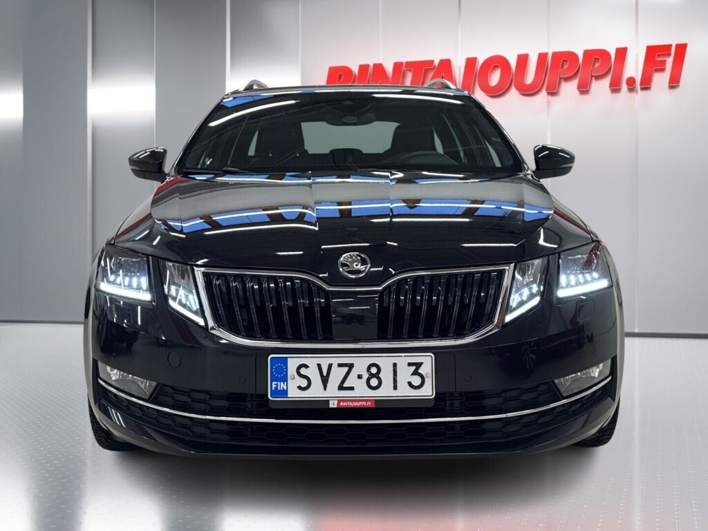 Skoda Octavia 2019 Musta