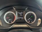 Skoda Octavia 2019 Valkoinen