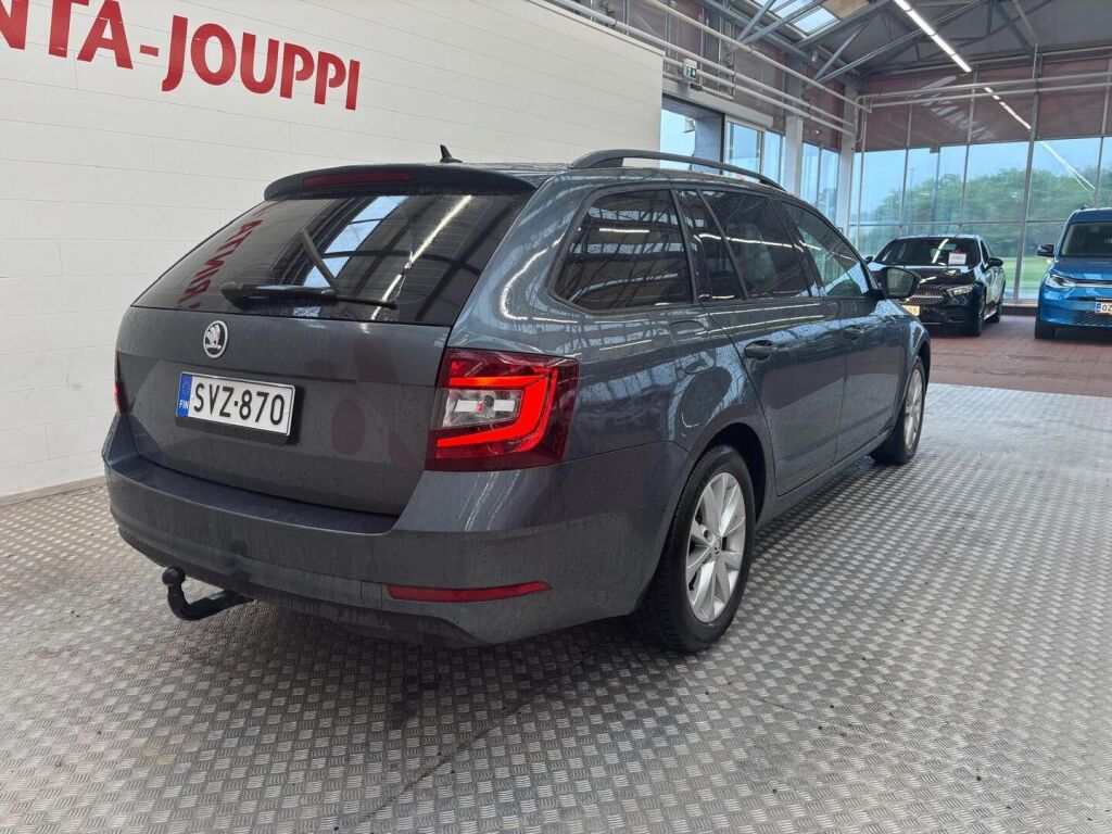 Skoda Octavia 2019 Harmaa