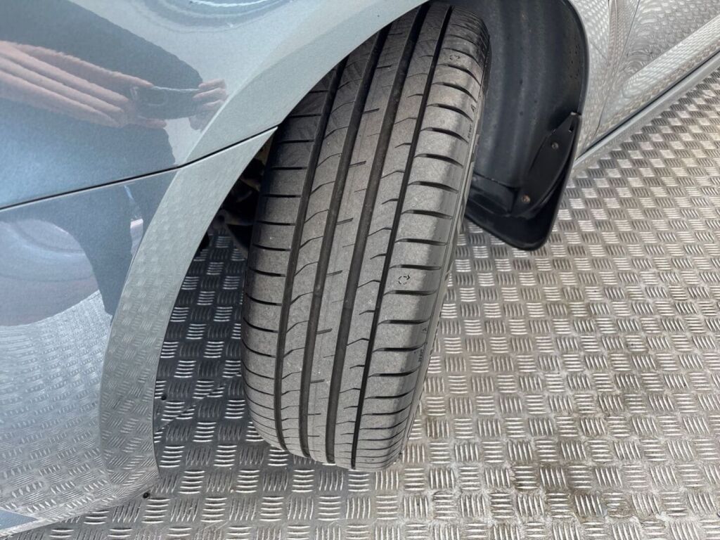 Skoda Octavia 2019 Harmaa