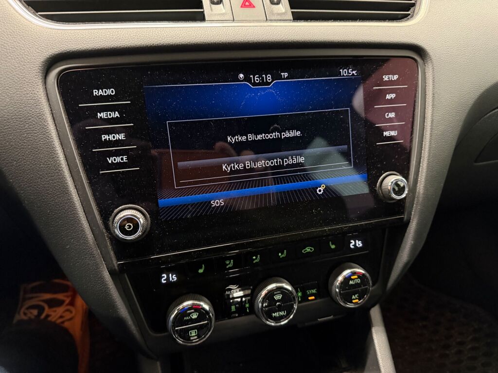 Skoda Octavia 2019 Musta