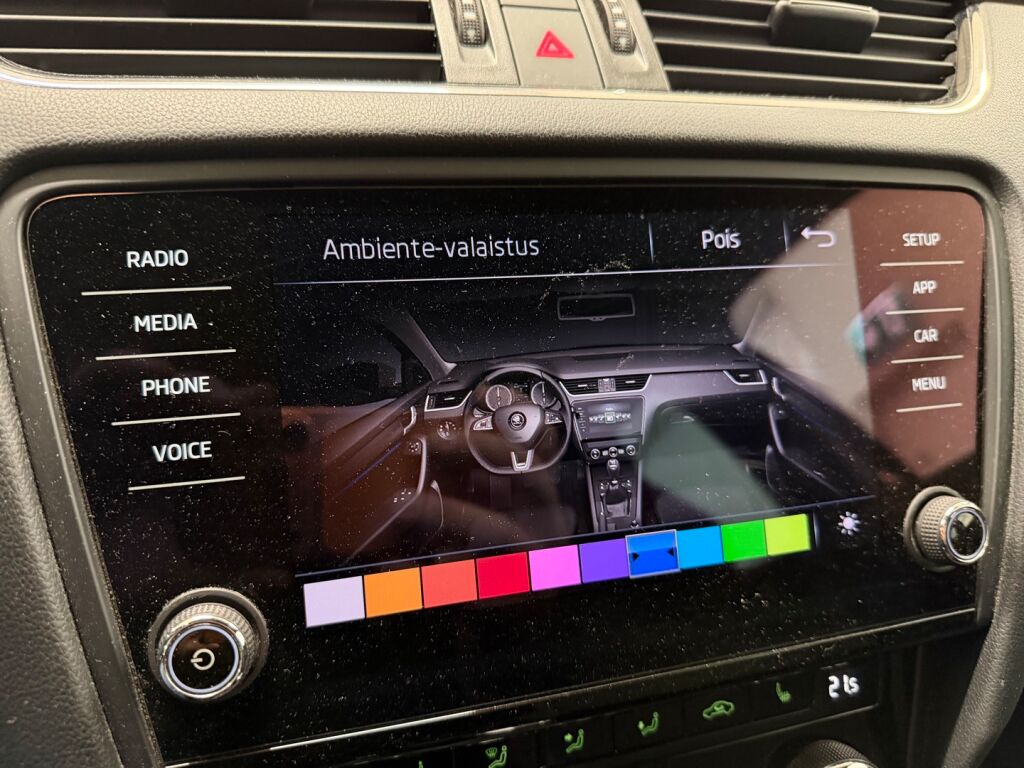 Skoda Octavia 2019 Musta