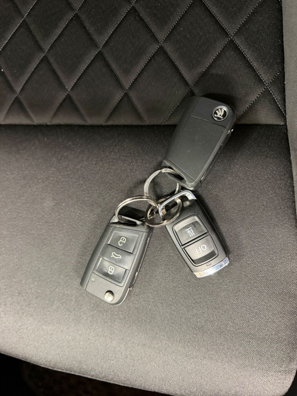 Skoda Octavia 2019 Musta
