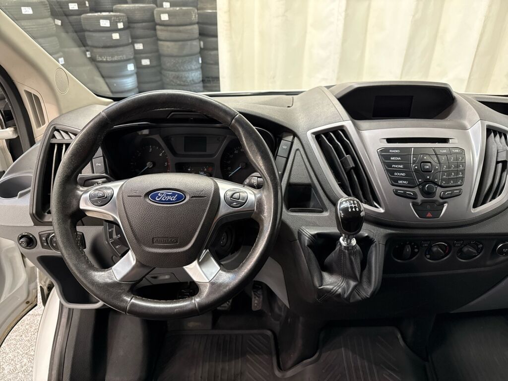 Ford Transit 2019 Valkoinen