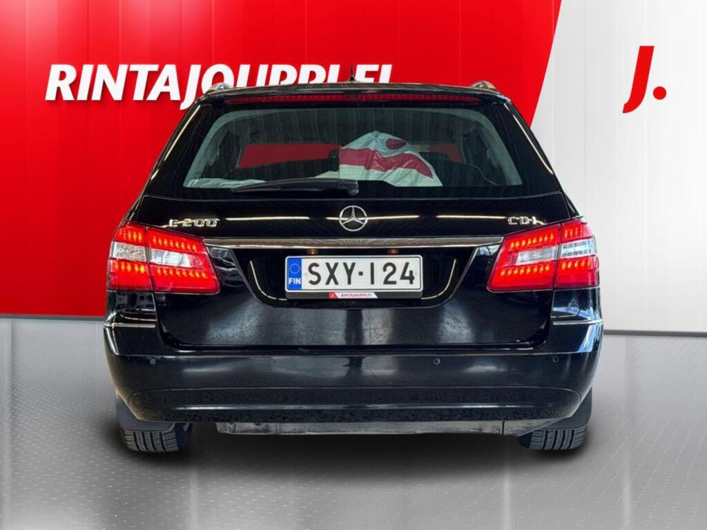 Mercedes-Benz E 2010 Musta