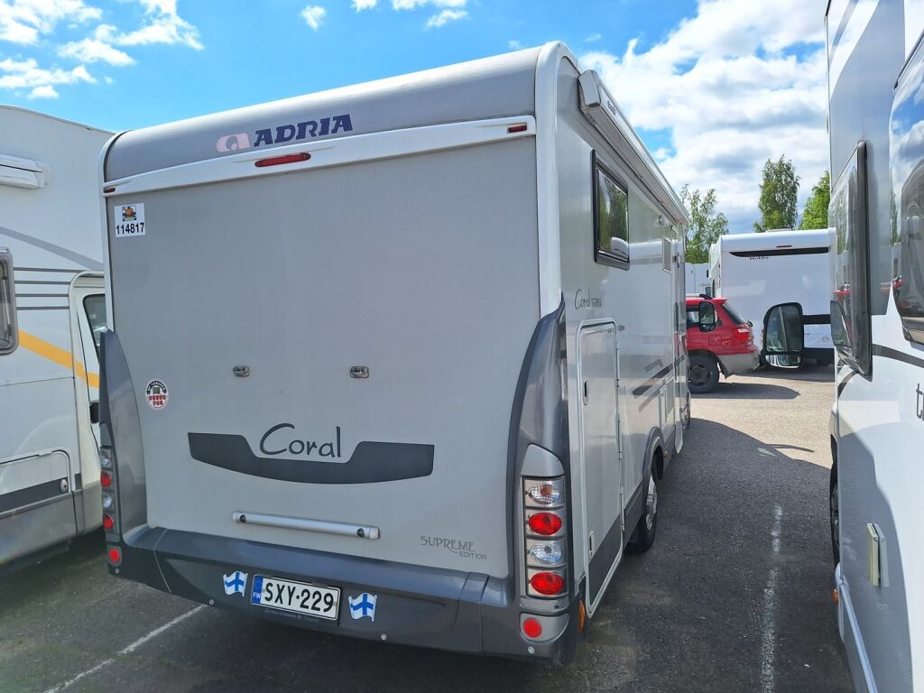 Adria Coral 670 SL Supreme Edition 2010 Harmaa