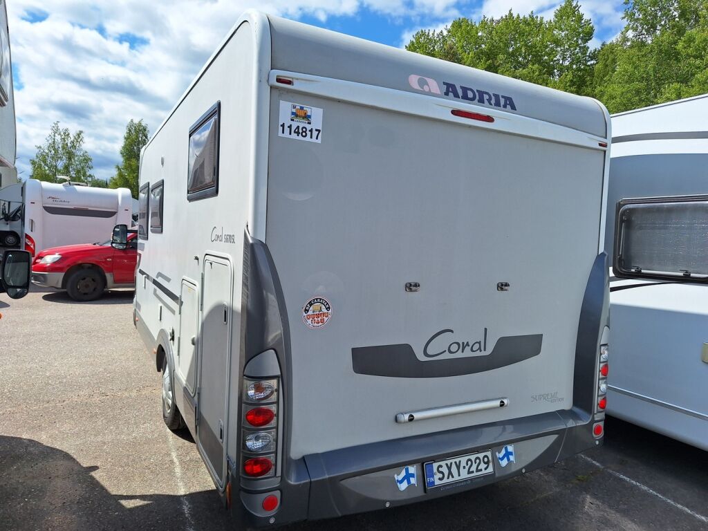 Adria Coral 670 SL Supreme Edition 2010 Harmaa