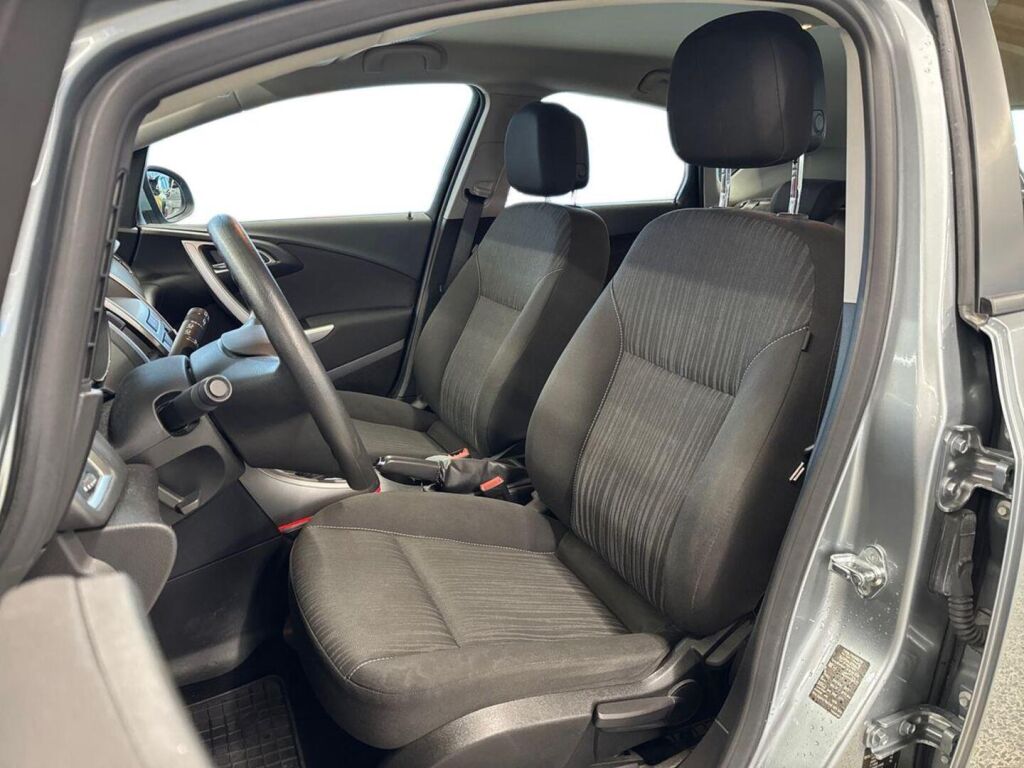 Opel Astra 2010 Harmaa