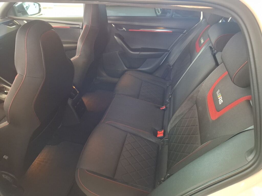 Skoda Octavia 2019 Valkoinen