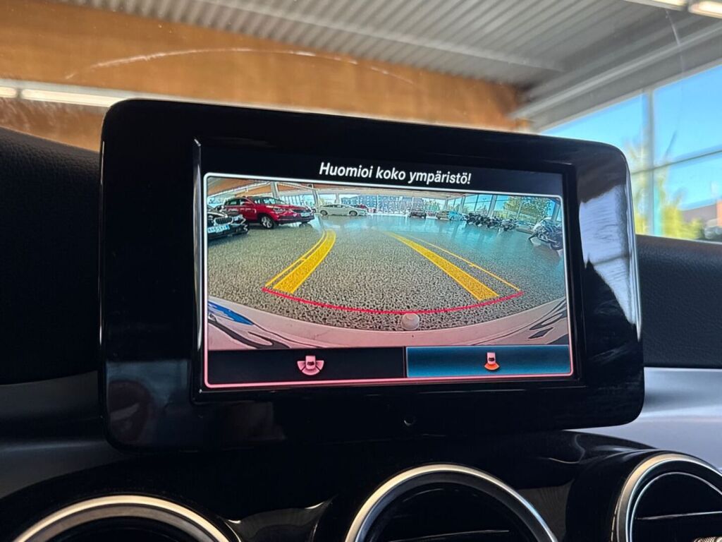 Mercedes-Benz C 2019 Valkoinen