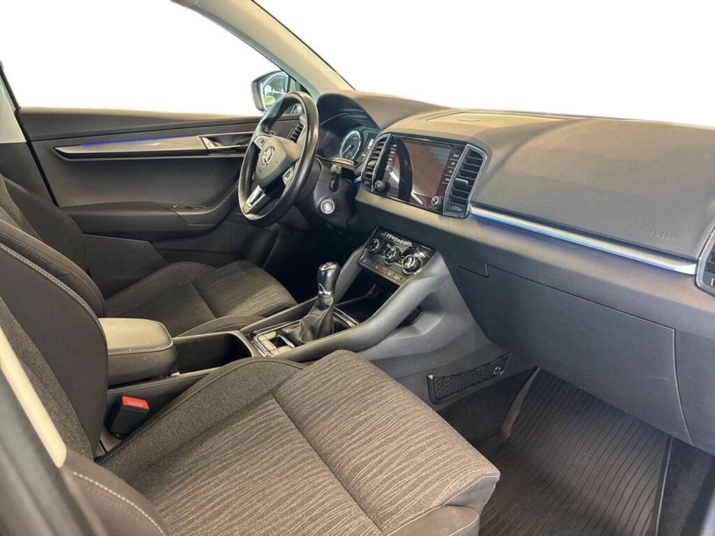 Skoda Karoq 2019 Harmaa (Steel Gray)
