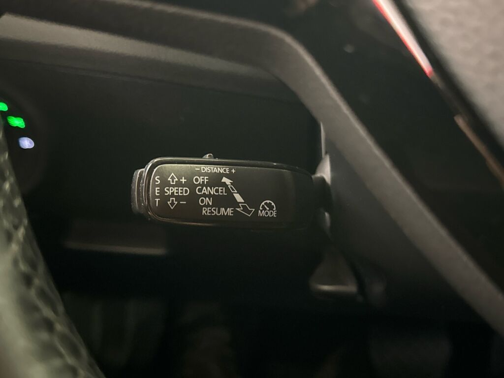 Skoda Superb 2019 Harmaa