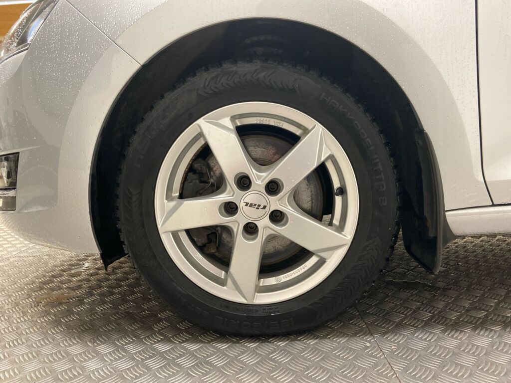 Skoda Rapid 2019 Harmaa