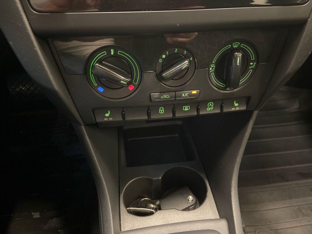 Skoda Rapid 2019 Harmaa