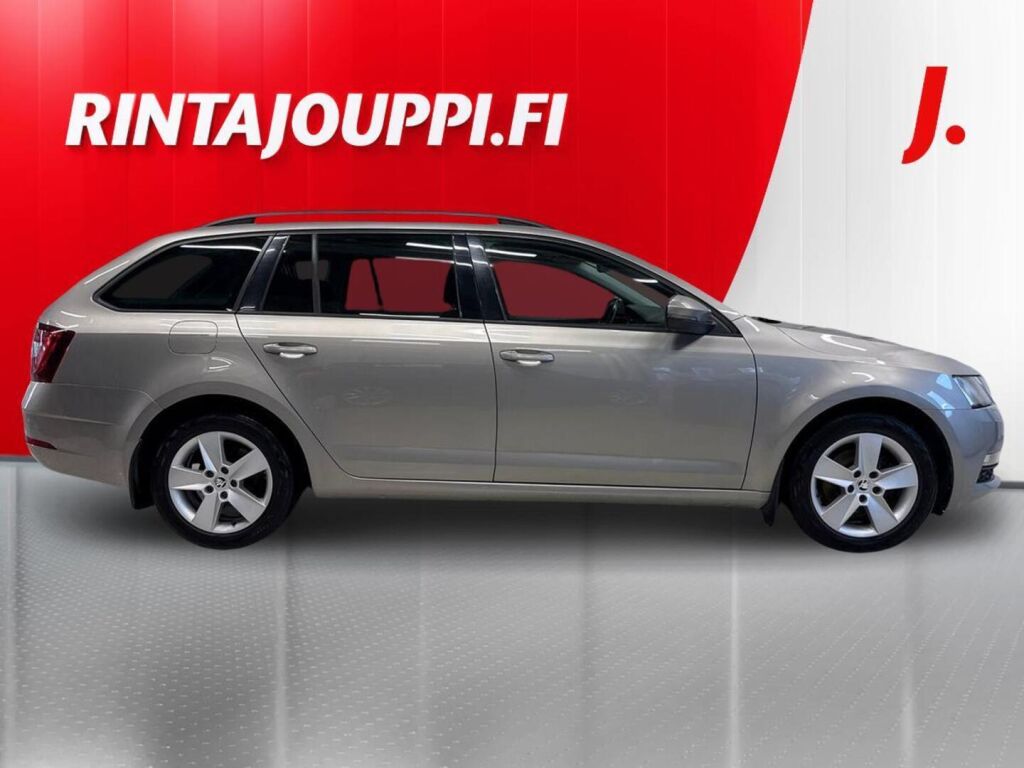 Skoda Octavia 2019 Ruskea (beige)