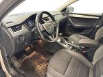 Skoda Octavia 2019 Ruskea (beige)