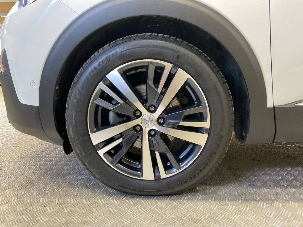 Peugeot 5008 2019 Valkoinen