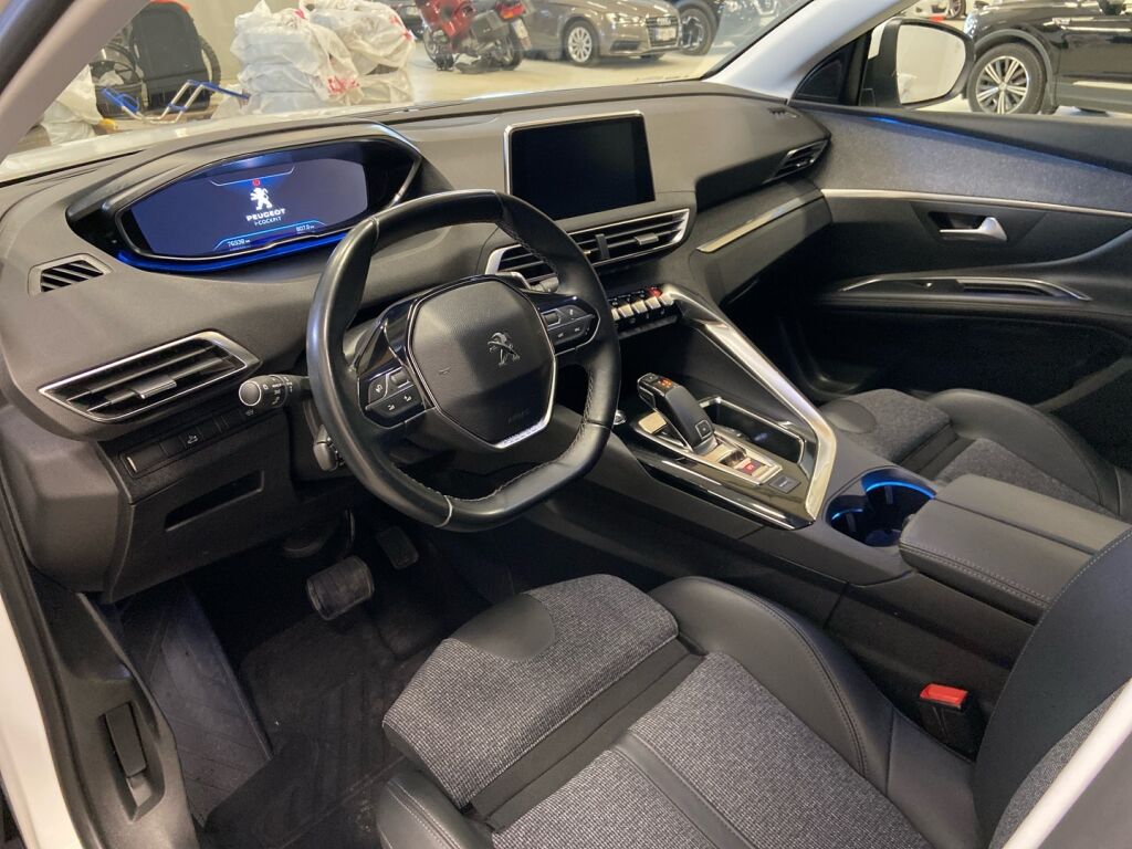 Peugeot 5008 2019 Valkoinen