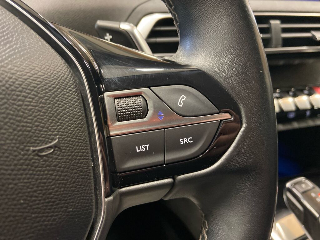 Peugeot 5008 2019 Valkoinen