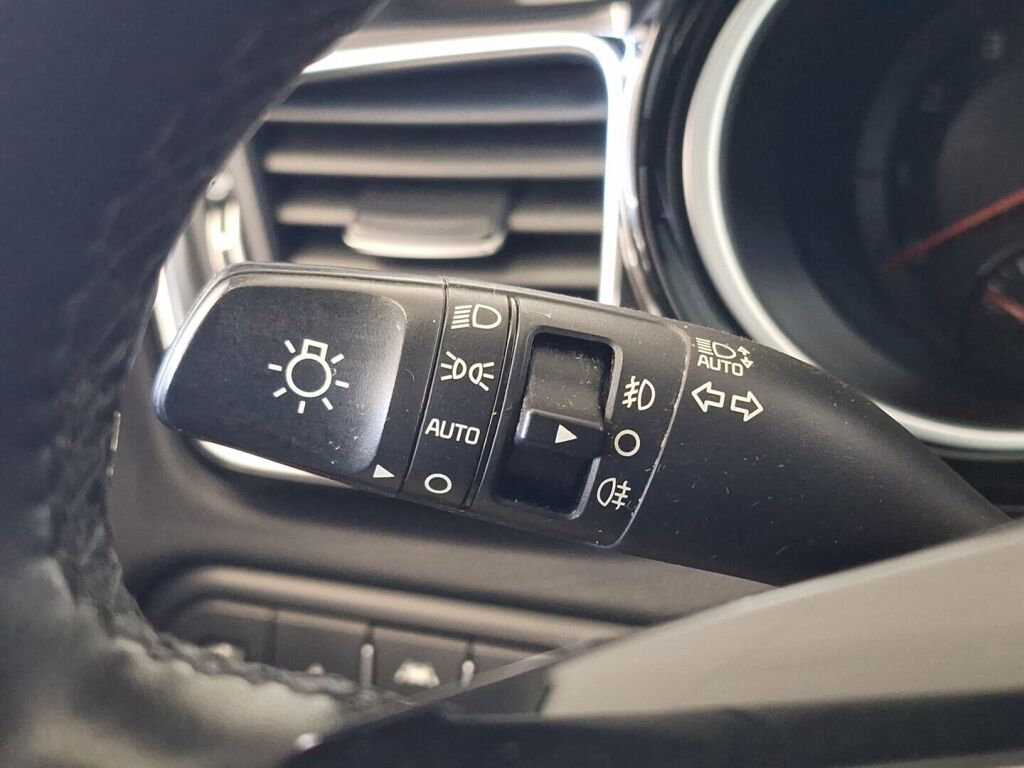 Kia Ceed 2019 Sininen