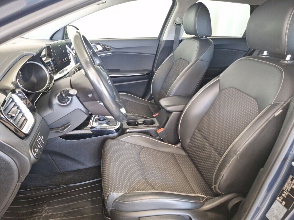 Kia Ceed 2019 Sininen