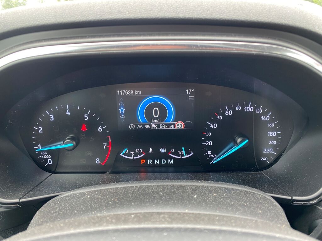 Ford Focus 2019 Punainen