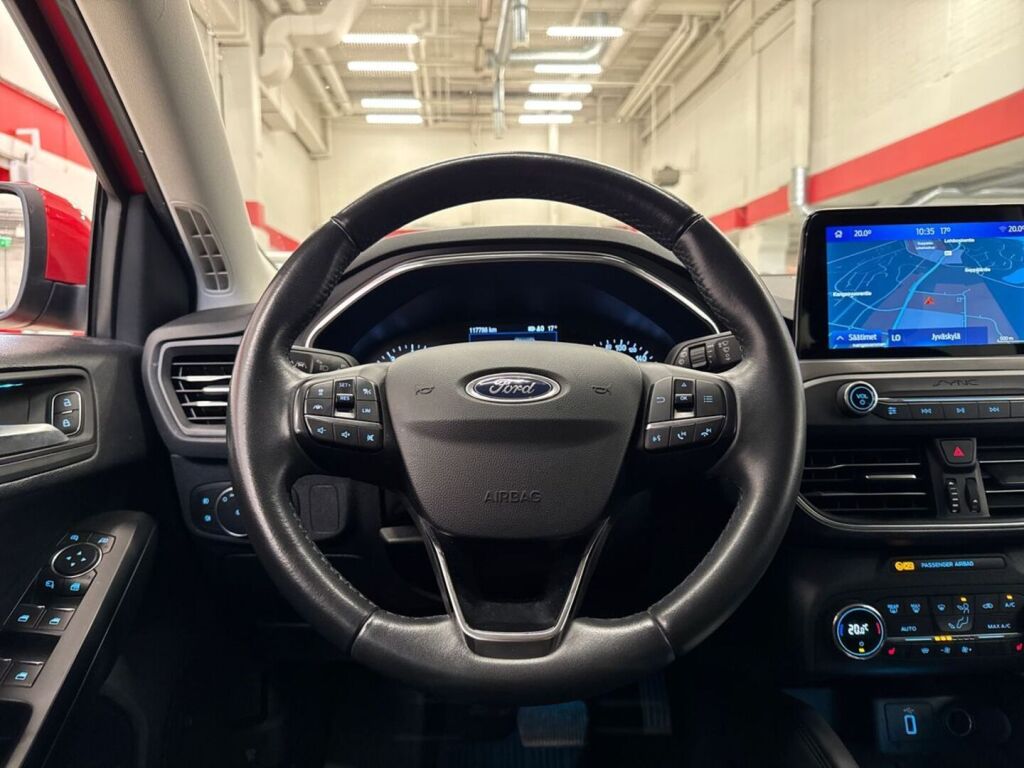 Ford Focus 2019 Punainen