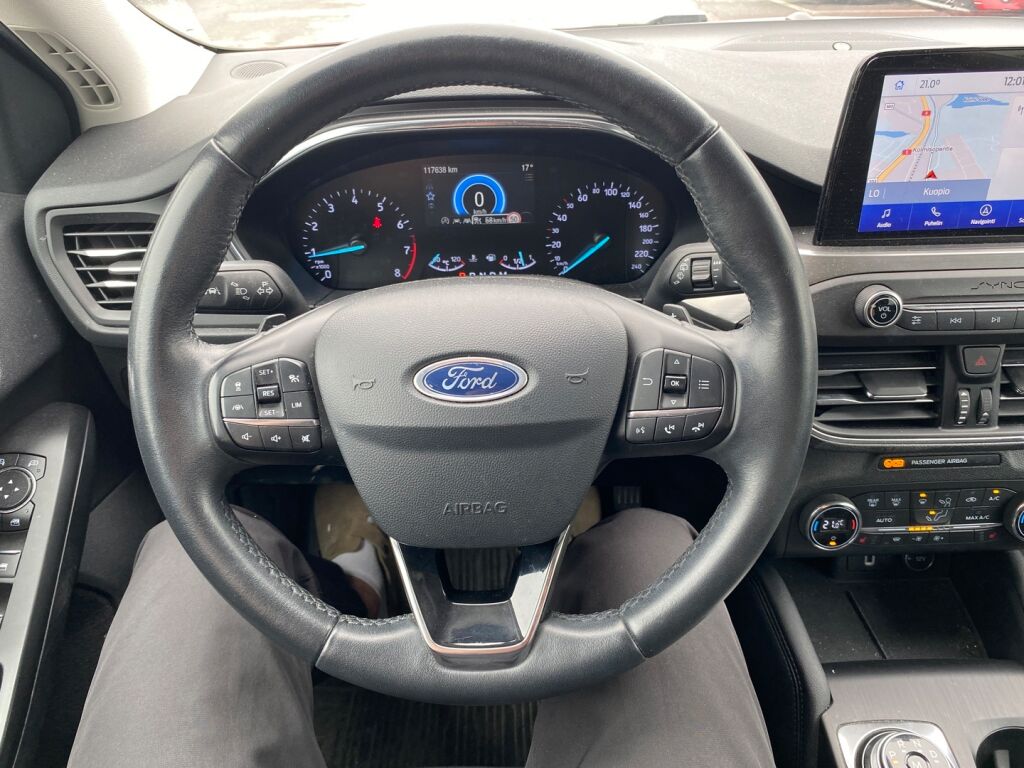 Ford Focus 2019 Punainen