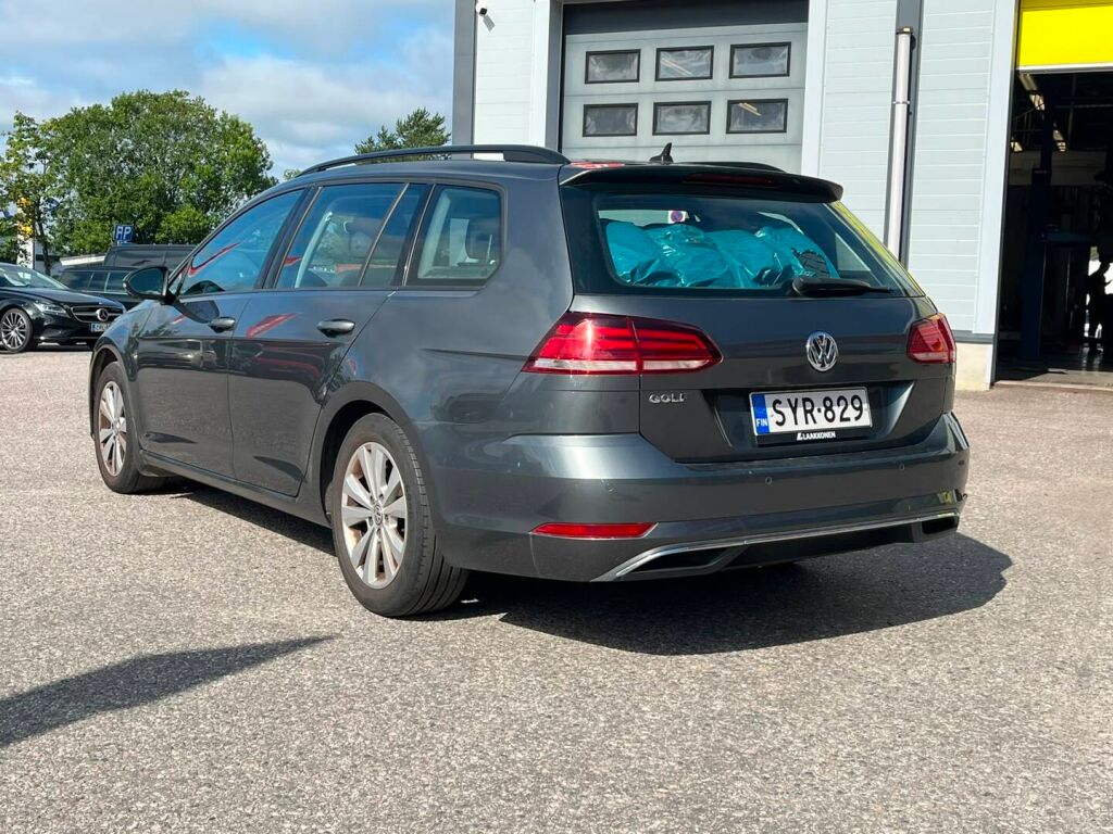 Volkswagen Golf 2019 Harmaa